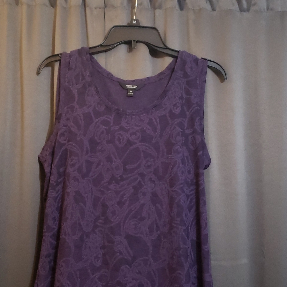Misses sleeveless top